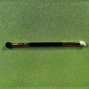 Dual - Ended Large and Angled Blending Brush